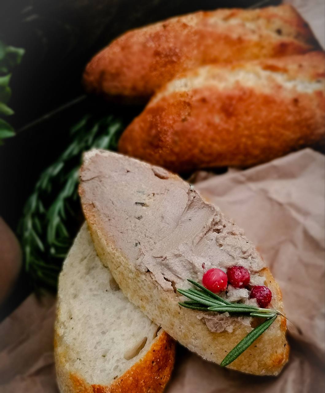 Мясные деликатесы